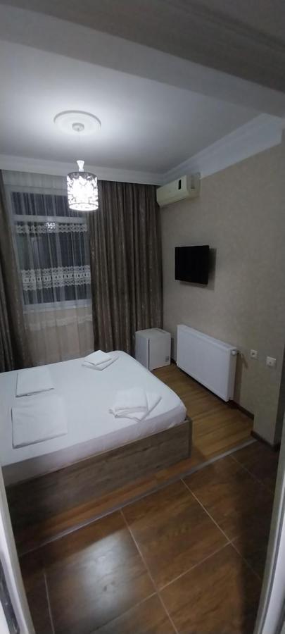 Hostel Gomani Batumi Exterior foto